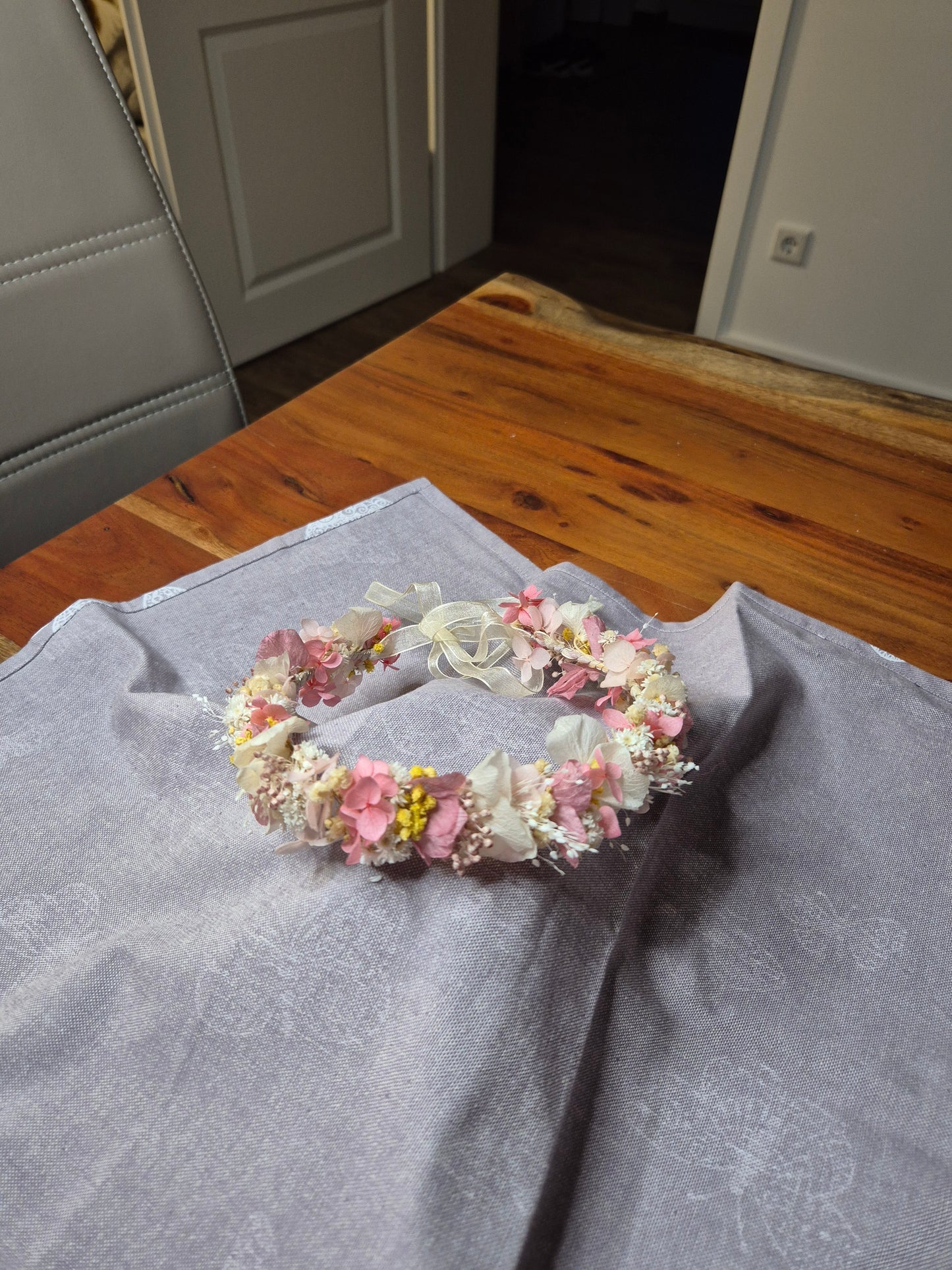 Haarkranz "Rosa-Creme-Gelb"