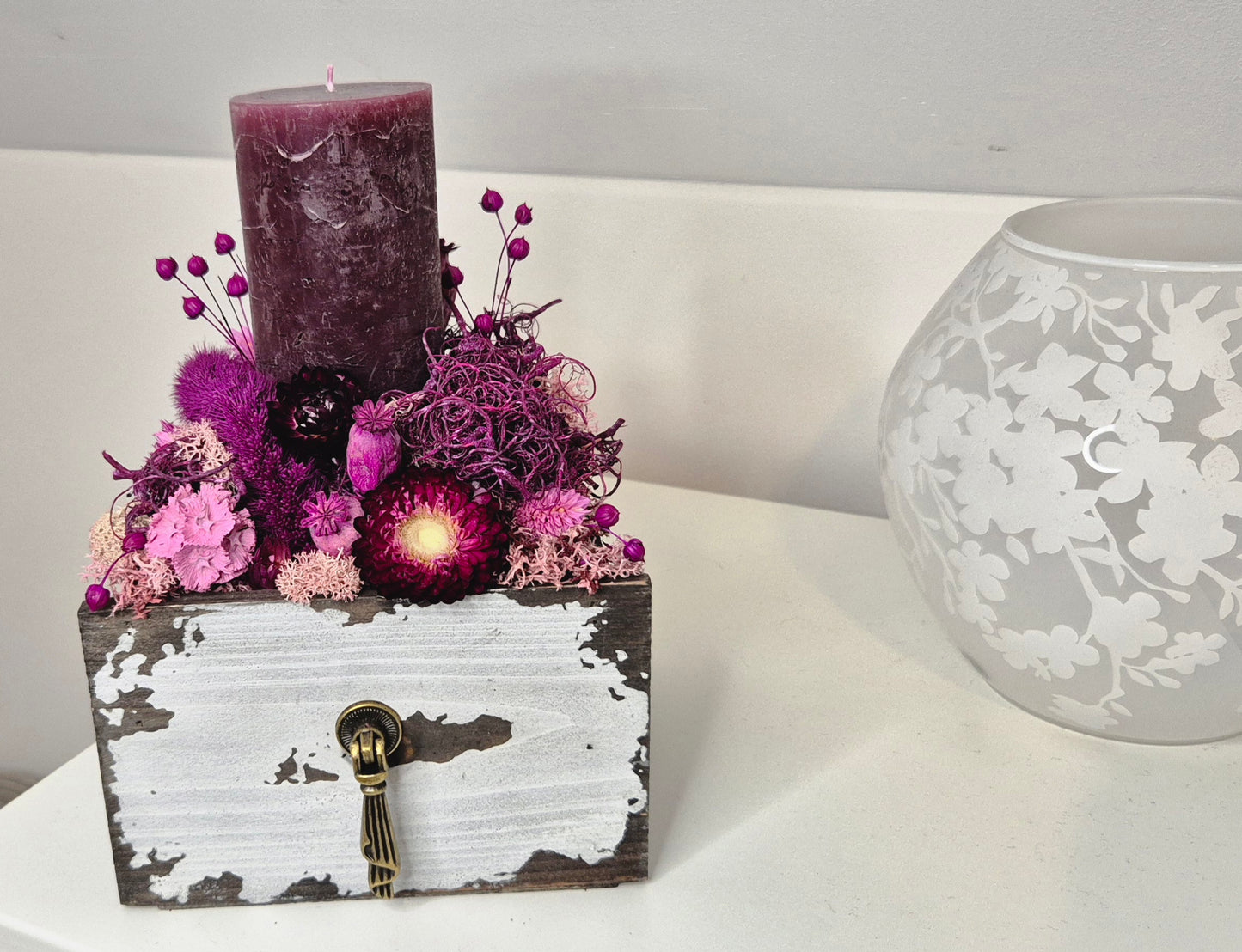 Dekoschublade "Beerentraum" mit Kerze und Trockenblumen